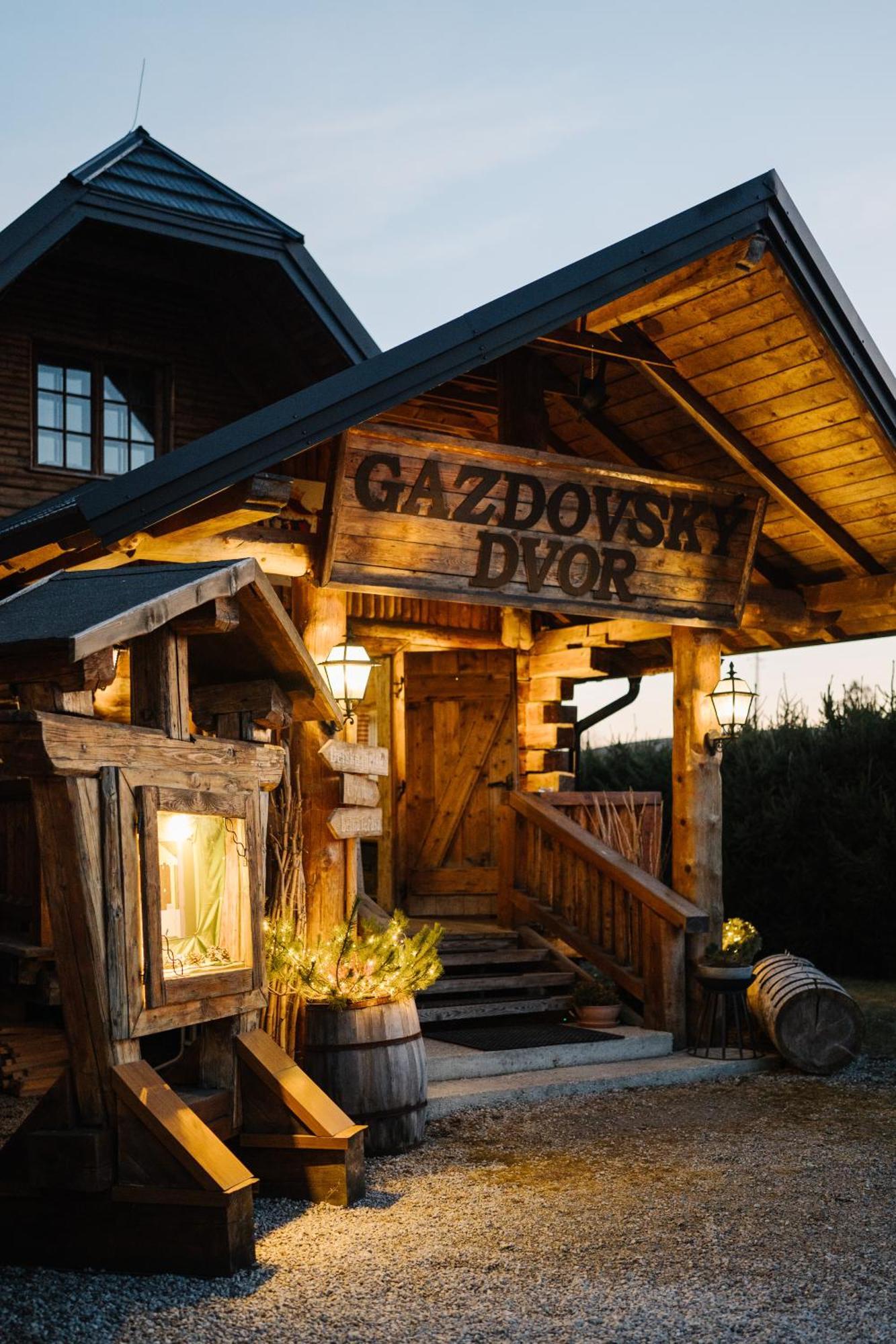 Gazdovsky Dvor B&B S Mini Wellness Bešeňová Exteriör bild