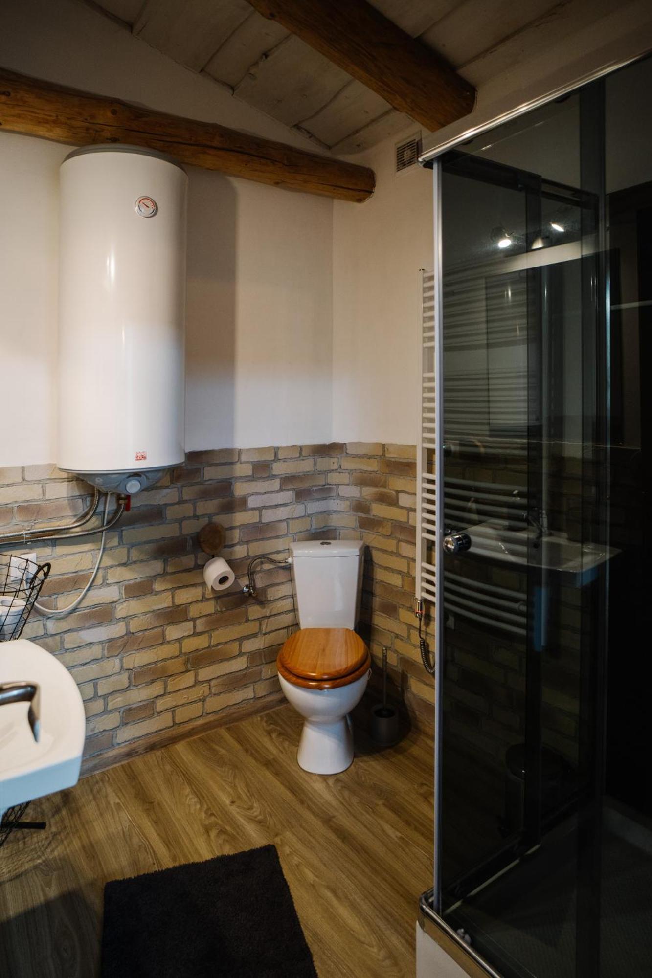 Gazdovsky Dvor B&B S Mini Wellness Bešeňová Exteriör bild